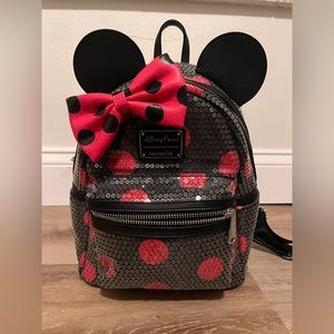 Excellent condition Disney polkadot lounge fly